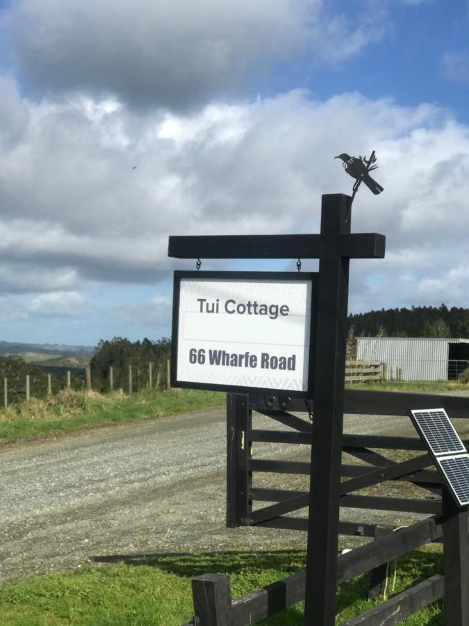 Te Arai Tui Cottage מראה חיצוני תמונה